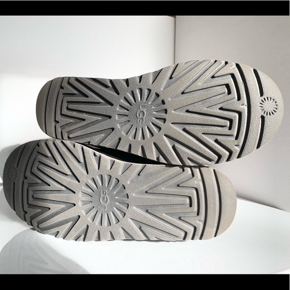 UGG Leather Boots - Picture 13 of 16